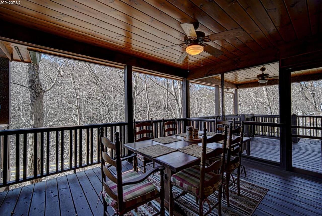 Cozy Creekfront Family Cabin-Pet Friendly -Gamerm-Hot Tub Hiawassee Kültér fotó